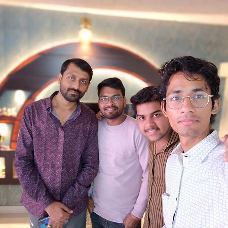 Kashi Dham Homestay Varanasi Bagian luar foto