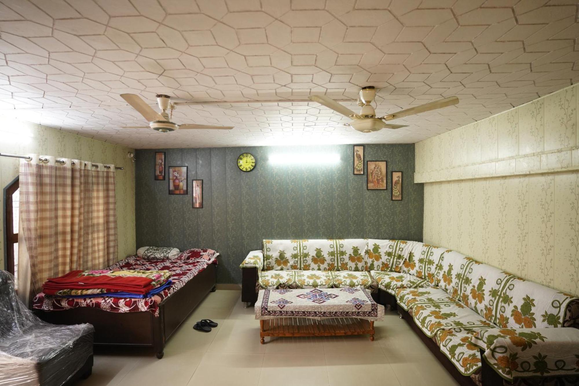 Kashi Dham Homestay Varanasi Bagian luar foto